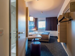Double Room | 1 bedroom, desk, soundproofing, free WiFi