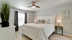 4 Schlafzimmer, Bügeleisen/Bügelbrett, Reisekinderbett, WLAN