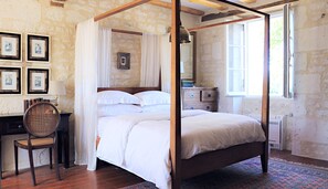 2 Schlafzimmer, Schreibtisch, Bügeleisen/Bügelbrett, Reisekinderbett