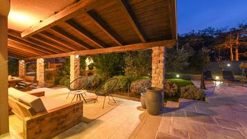 Villa, 4 Bedrooms, Private Pool, Mountain View | Balcony