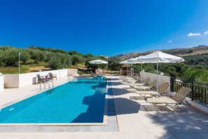 Utomhuspool