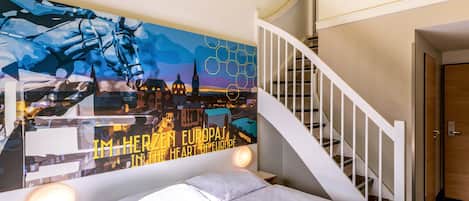 Hypoallergeen beddengoed, een bureau, geluiddichte muren, gratis wifi