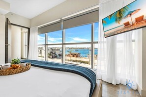 2 عدّة غرف نوم ومكتب ومكواة/لوح كي وسرير سفر