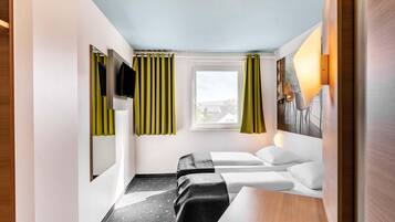 Literie hypoallergénique, bureau, chambres insonorisées, Wi-Fi gratuit