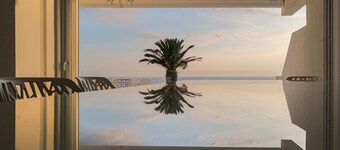 Luxurious Beachfront Villa Maira