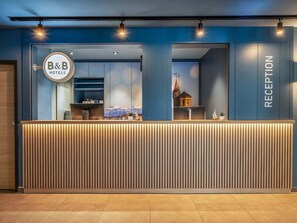 Lobby - B&B Hotel Konstanz (Konstanz)