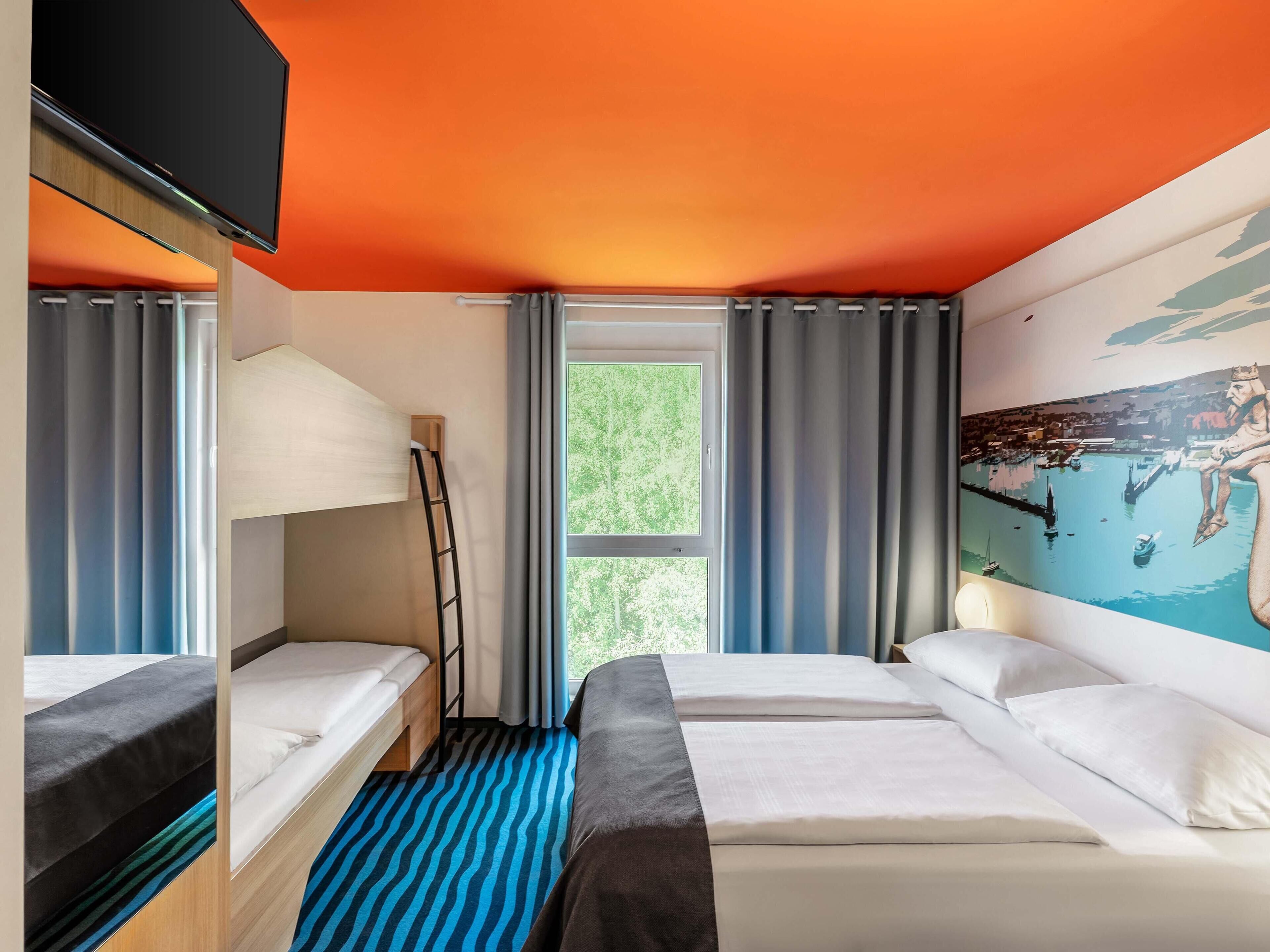 Phòng 4 | Bàn, truy cập Internet không dây miễn phí, bộ trải giường 