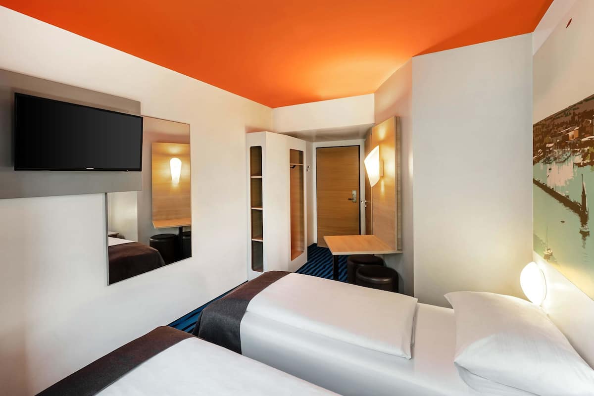 Tomannsrom | Skrivebord, wi-fi (inkludert) og sengetøy