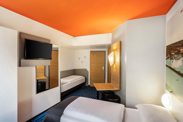 Desk, free WiFi, bed sheets