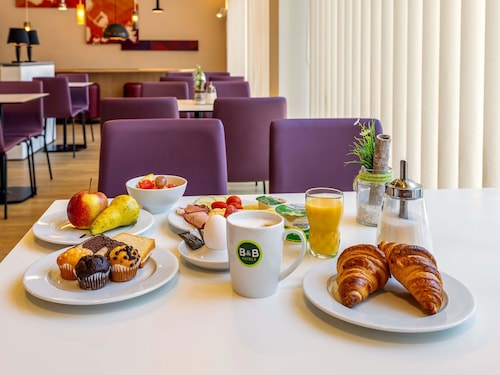 B&B Hotel Stuttgart-Bad Cannstatt