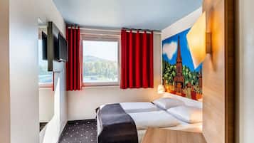 Double Room | Hypo-allergenic bedding, desk, soundproofing, free WiFi