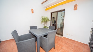 Outdoor dining - Marina Real apto 534 (Manilva)