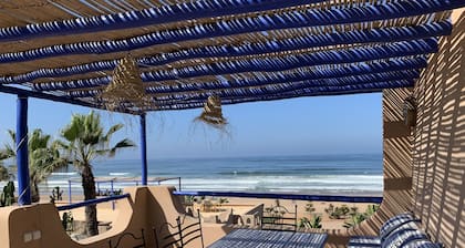 Fully Renovated Beach Front Detached Villa Breathtaking Ocean View!