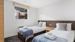 3 chambres, fer et planche à repasser, Wi-Fi, literie fournie