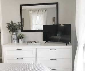 1 dormitorio, escritorio, tabla de planchar con plancha y wifi gratis