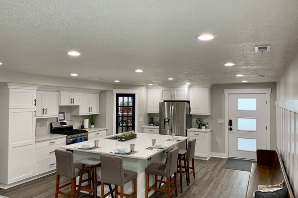 Frigorífic, microones, forn i placa de cuina