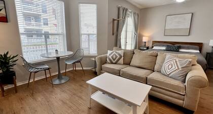 Newly remodeled beach condo walking distance to the beach (pet friendly)