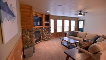 TV, fireplace, DVD player, stereo