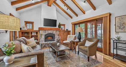 CW 87 - Tamarack Resort - Private hot tub - Ski in ski out - Views