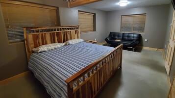 1 bedroom, free WiFi, bed sheets