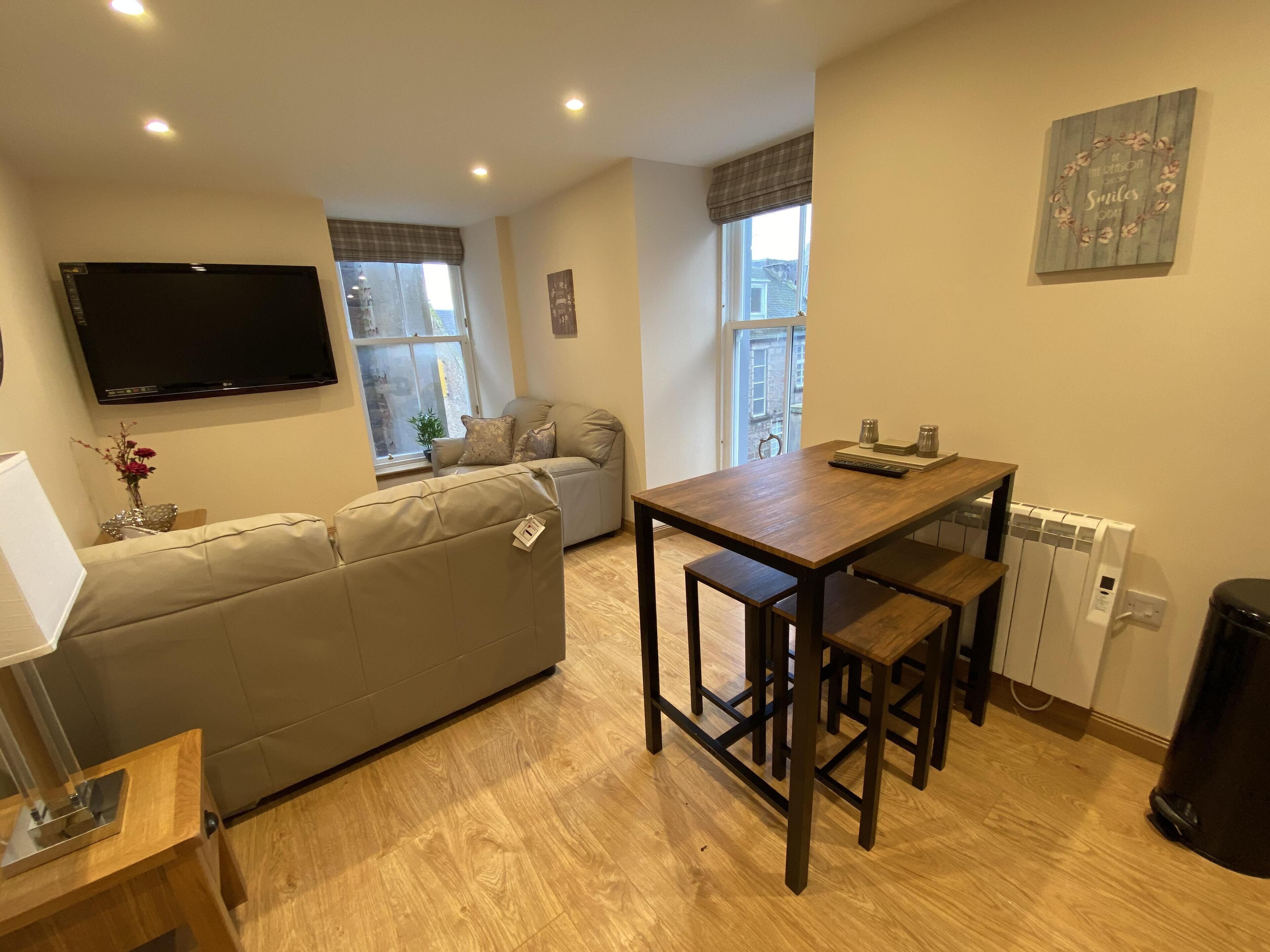 Apartament clàssic, amb bany privat, vistes a la ciutat (Apartment 8) | 1 dormitori 