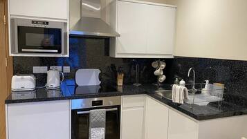 Appartement Confort, salle de bain attenante (Apartment 1) | Cuisine partagée
