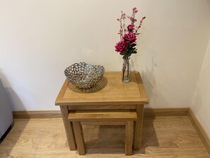 Classic Apartment, Ensuite, City View (Apartment 8) | Interior - Waverley Inn Apartments (Inverness)