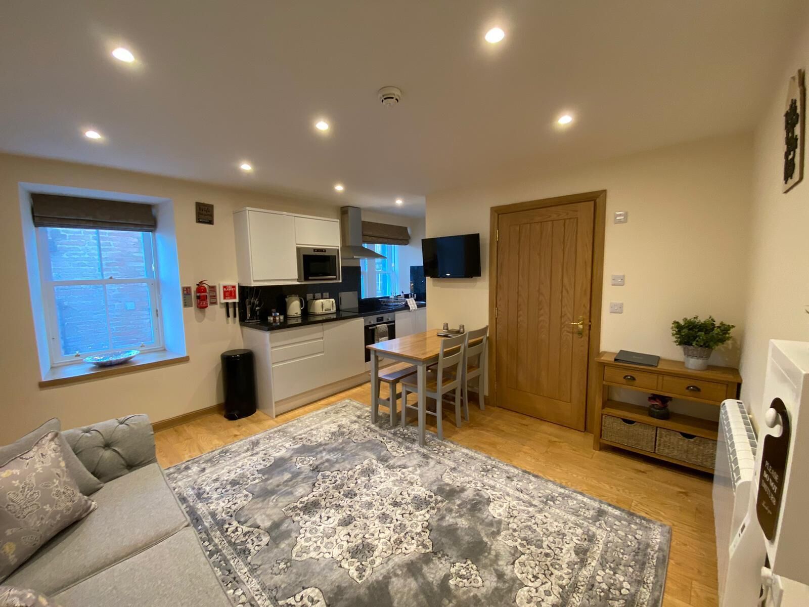 Apartment, Private Bathroom, City View (Apartment 12) | Interior