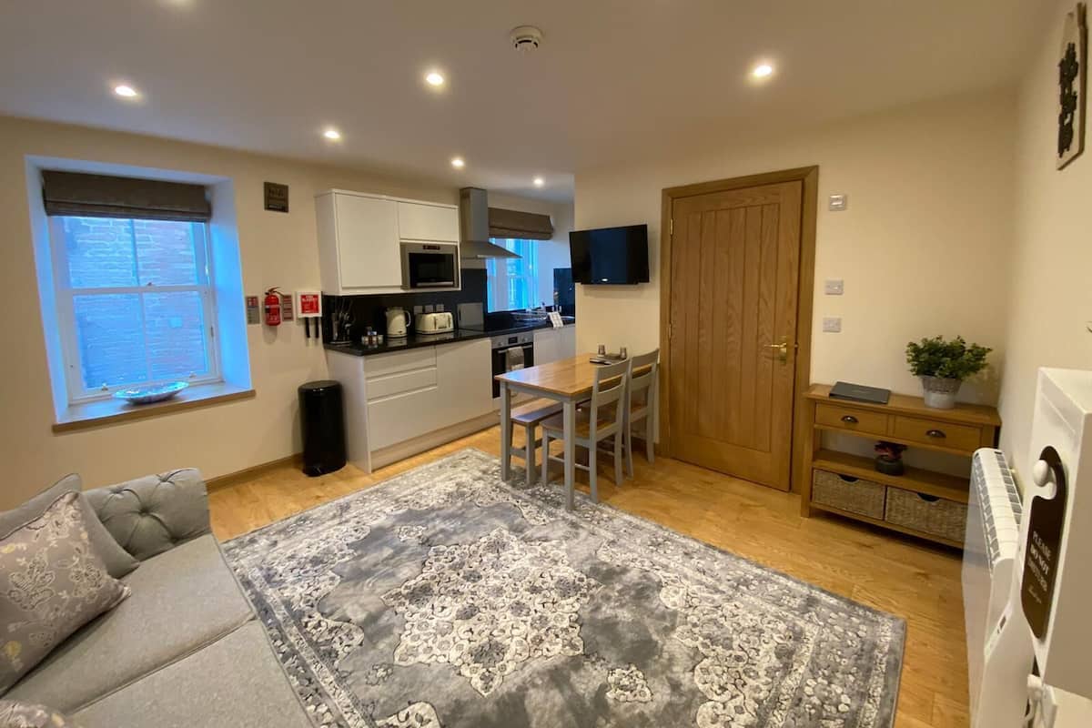 Leilighet, privat bad, byutsikt (Apartment 12) | Innvendig