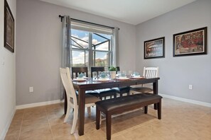 House, Berbilang Katil (5441MOC - Solterra Resort) | Dapur peribadi
