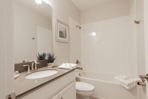 Ferienhaus, Mehrere Betten (8986CCD-The Retreat at ChampionsGate) | Badezimmer