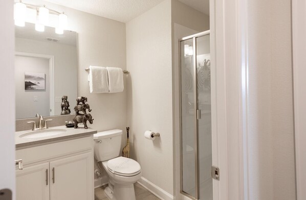 Condo, Multiple Beds (230OCA - The Retreat at ChampionsGate) | Bathroom