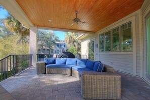 Terrace/patio - 1 Belted Kingfisher, Luxury Hilton Head Home with Private Pool & Spa (Hilton Head Island)