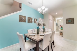 Condo, Multiple Beds (1596MVD - The Retreat at ChampionsGat) | 5 bedrooms