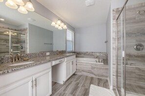 Casa, varias camas (C1614MVD-The Retreat at ChampionsGate) | Baño