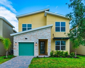 House, Multiple Beds (831DSD-Non-Renting 6/25/2022 The Retr) | Exterior