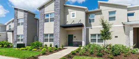 Condo, Multiple Beds (C830PBD - The Retreat at ChampionsGat) | Exterior