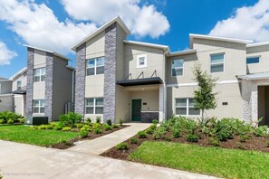 Condo, varias camas (C830PBD - The Retreat at ChampionsGat) | Exterior