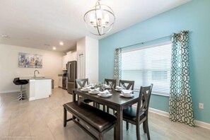 Condo, varias camas (C830PBD - The Retreat at ChampionsGat) | 5 habitaciones