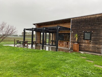 Rustic Villa close to nearby Vineyards