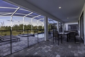 Casa, varias camas (8817CBC - The Retreat at ChampionsGat) | Balcón