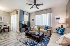 Condo, Multiple Beds (9043DD-The Retreat at ChampionsGate) | Living room
