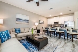 Condo, Multiple Beds (9043DD-The Retreat at ChampionsGate) | Living room - 9043dd-the Retreat at Championsgate (Davenport)