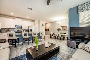 Condo, Multiple Beds (9043DD-The Retreat at ChampionsGate) | Living room