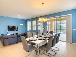 House, Multiple Beds (8039OSC - Solterra Resort) | Dining