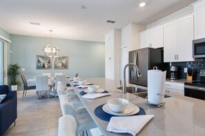 Condo, Multiple Beds (4995WA - Storey Lake) | Private kitchen