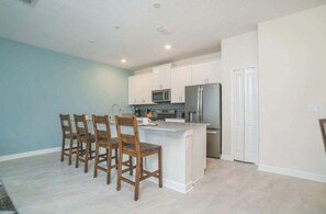 Condo, Multiple Beds (C550PBD- The Retreat at ChampionsGate) | Private kitchen