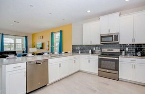 Casa, varias camas (C771PBD-The Retreat at ChampionsGate) | Cocina privada