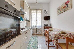 Microwave, oven, stovetop