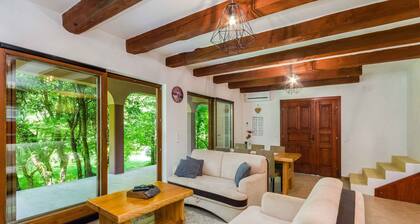 Holiday apartment mit Klimaanlage und Terrasse